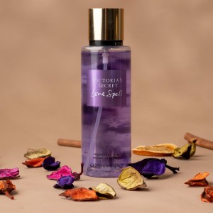 Victoria secret body mist 250ml - love spell Victoria secret body mist 250ml - love spell